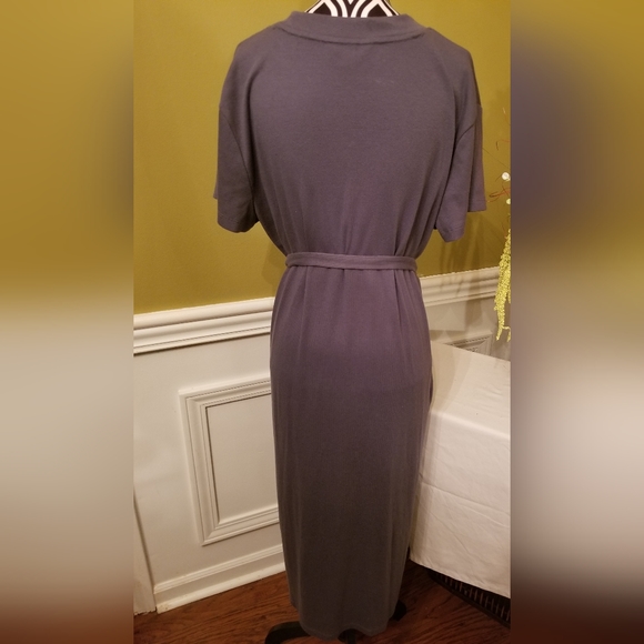 Time and Tru Long Midi Short Sleeve Belted Gray Side Splits Dress Large - Picture 7 of 9